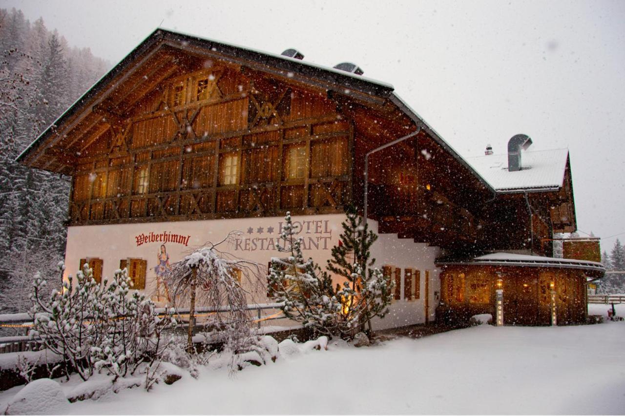 Skihotel Weiberhimmel Ulten Eksteriør bilde